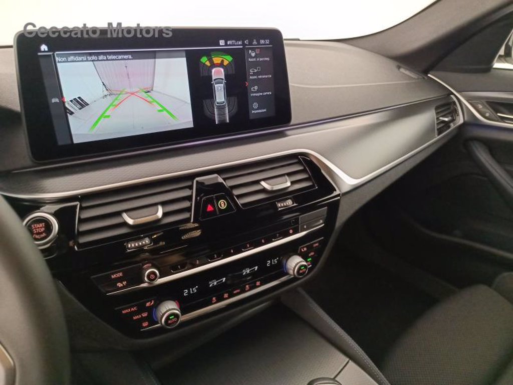 BMW 530d touring mhev 48v xdrive msport auto
