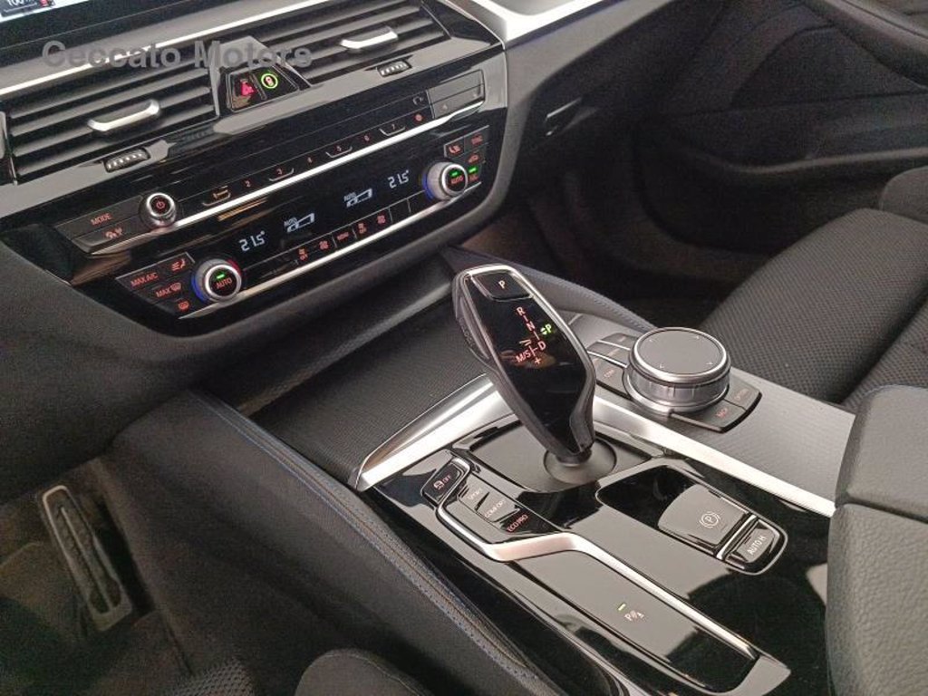 BMW 530d touring mhev 48v xdrive msport auto