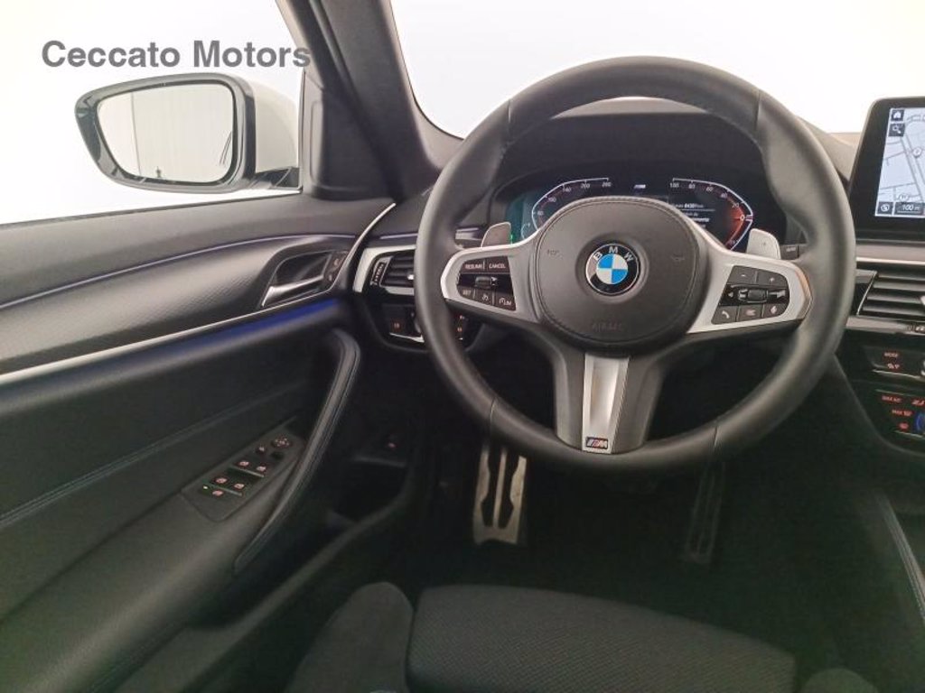 BMW 530d touring mhev 48v xdrive msport auto