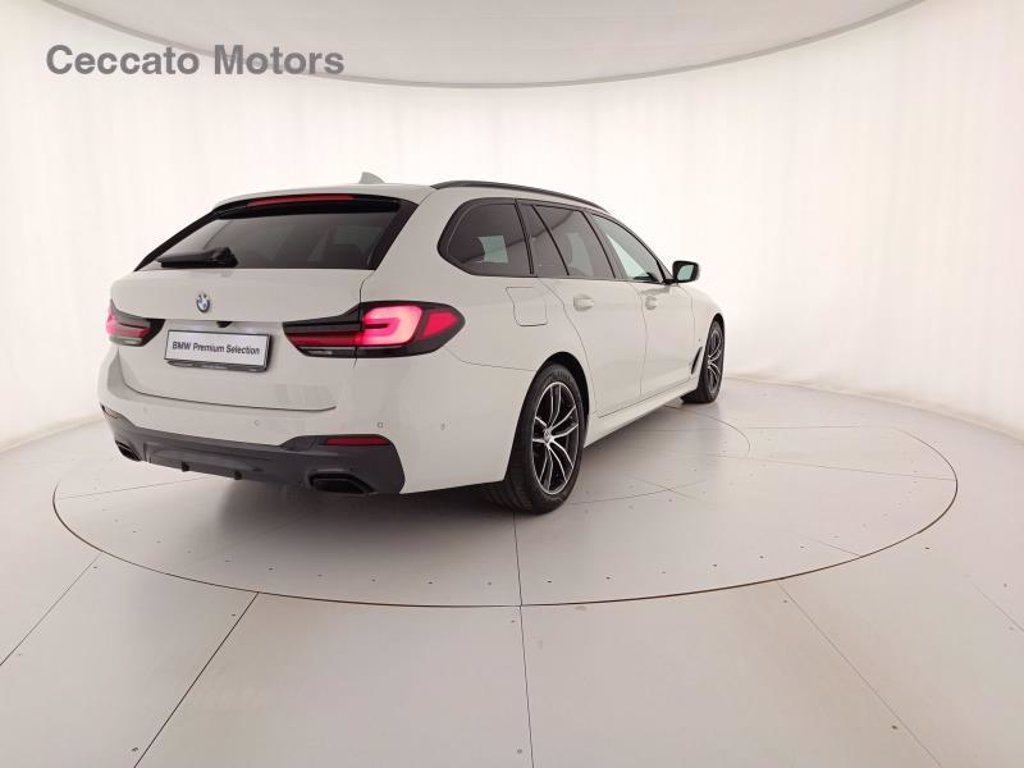 BMW 530d touring mhev 48v xdrive msport auto