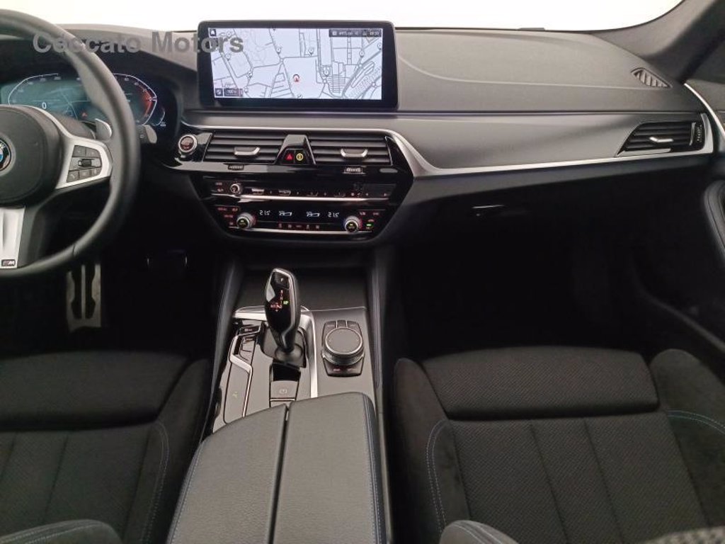 BMW 530d touring mhev 48v xdrive msport auto