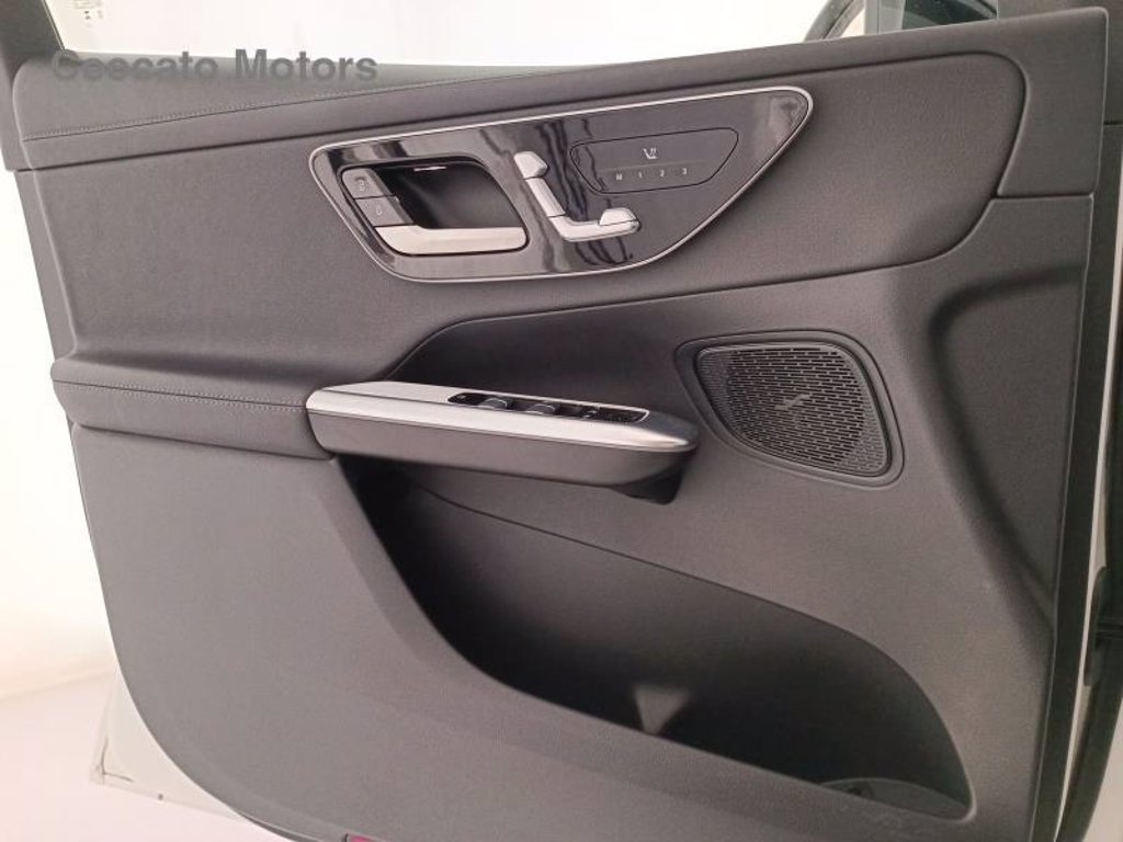 MERCEDES Glc 220 d amg line premium 4matic auto