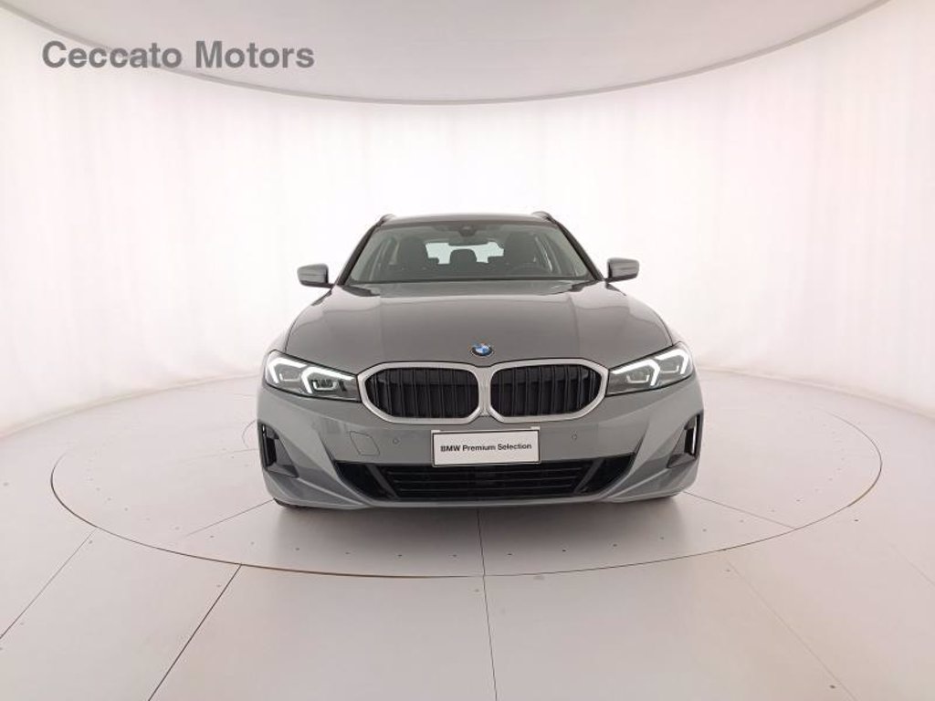 BMW 320d touring mhev 48v auto