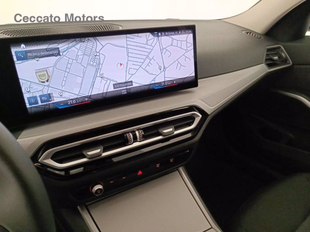 BMW 320d touring mhev 48v auto