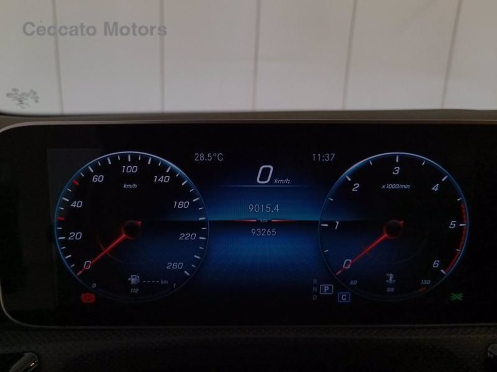 MERCEDES A 180 d premium auto