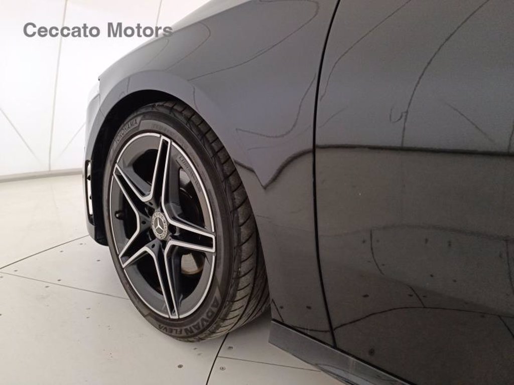 MERCEDES A 180 d premium auto