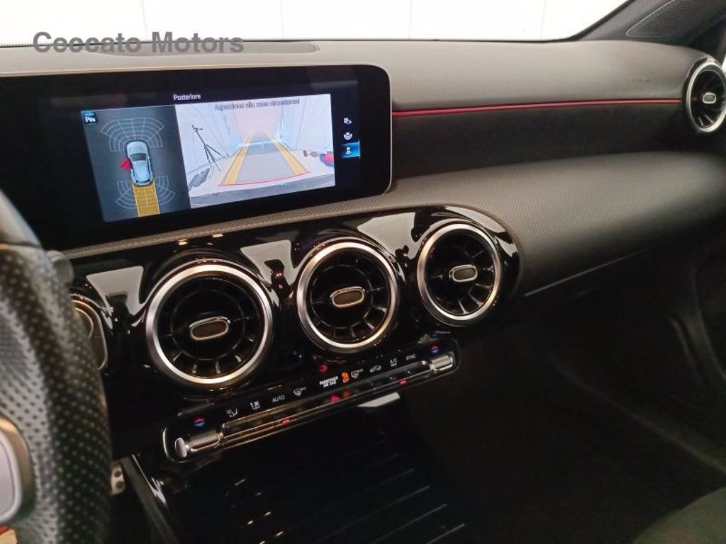 MERCEDES A 180 d premium auto