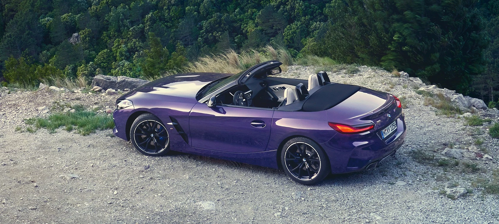 42 BMW Z4 Slide