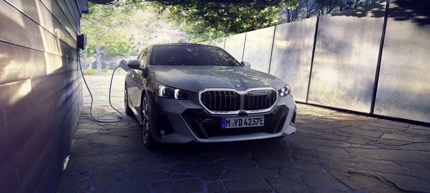BMW I5 Promo Slide