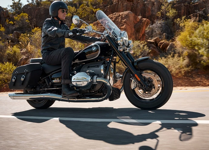 P90401890 Lowres The Bmw R 18 Classic